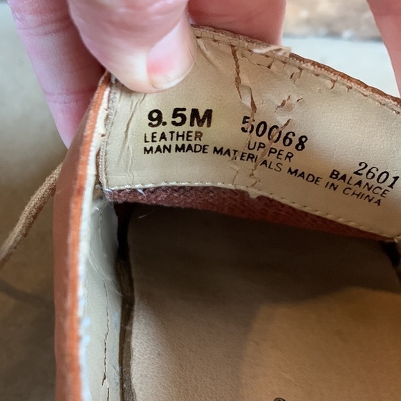 TIMBERLAND 9.5 men’s leather dress shoes - Picture 9 of 11